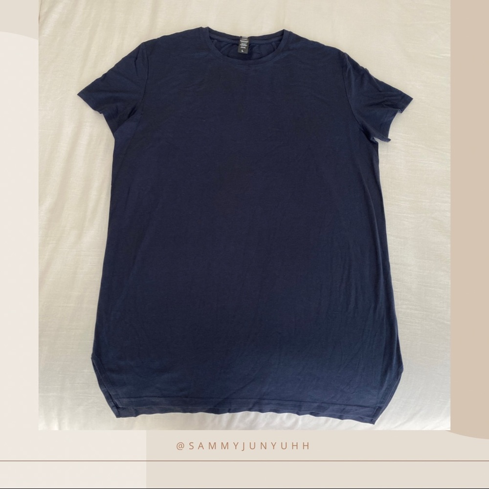 Men’s Alphalete performance navy blue fitted shirt. Runs small.